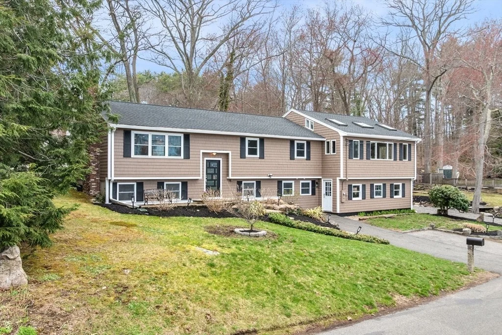 Photo of 187 Echo Cove Rd