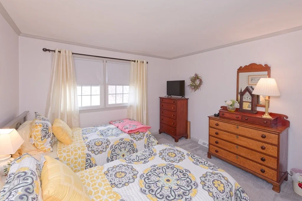 Photo of 415 Dailey Dr