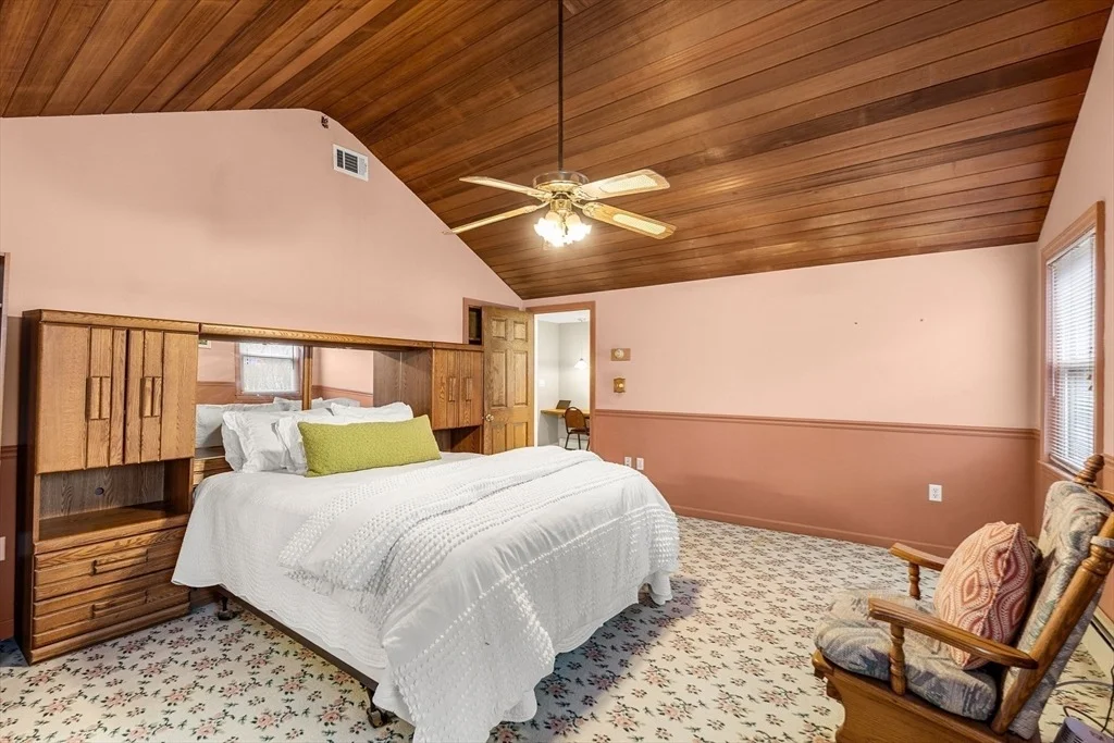 Photo of 280 Forest Avenue