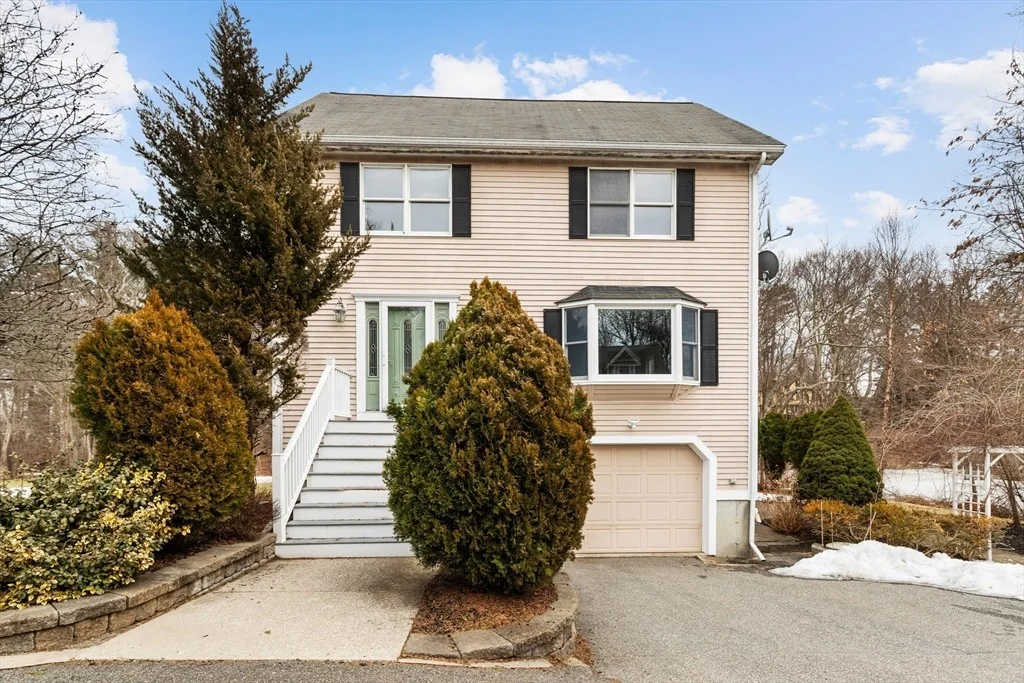 Photo of 9 Dexters Ln