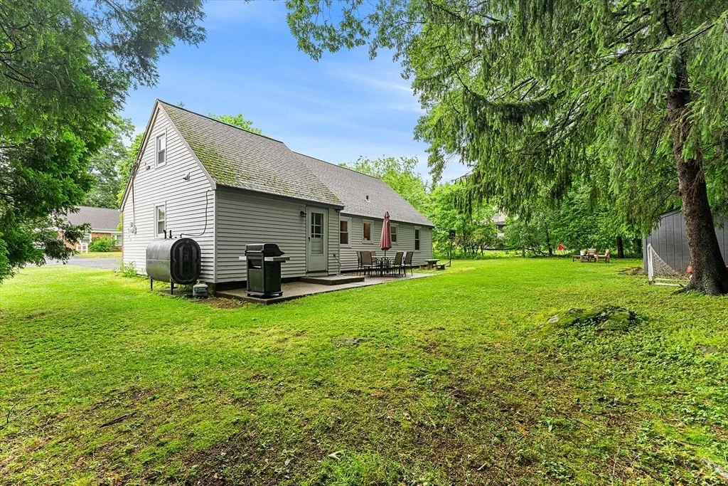 Photo of 65 Janet Cir
