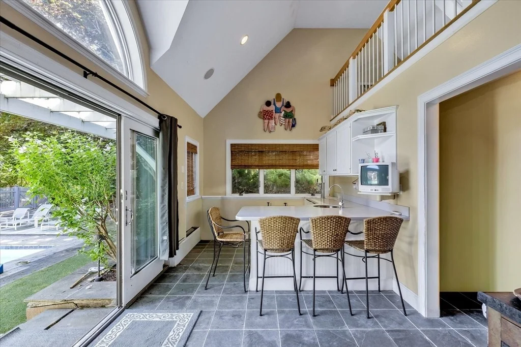 Photo of 100 The Paddock Cir