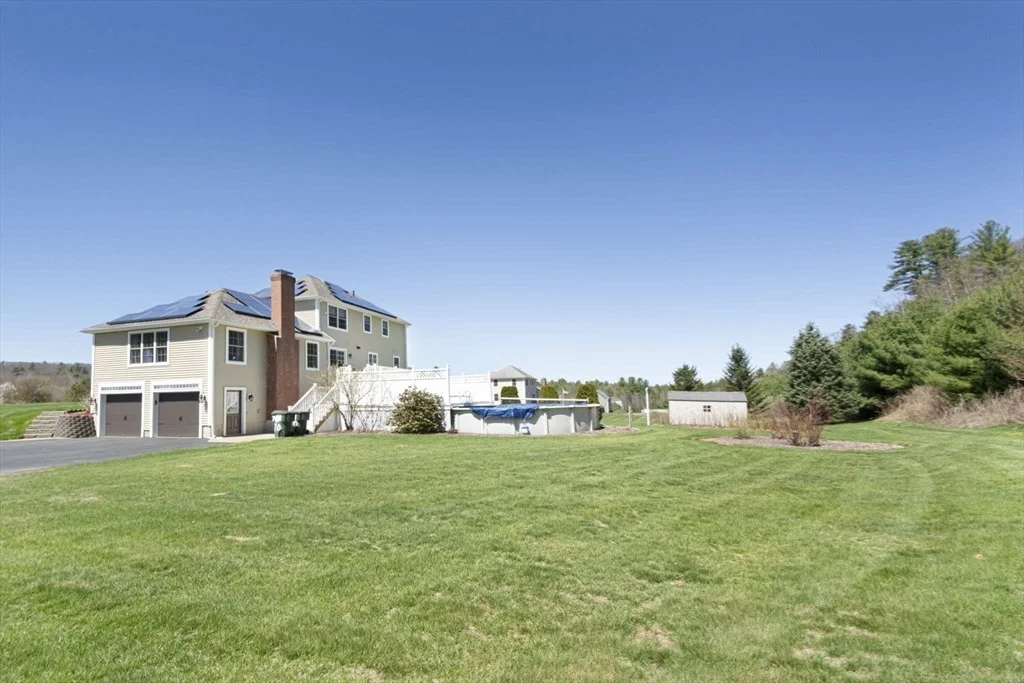 Photo of 70 Skyline Dr