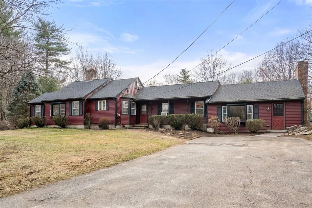 Photo of 422 Liberty Square Rd