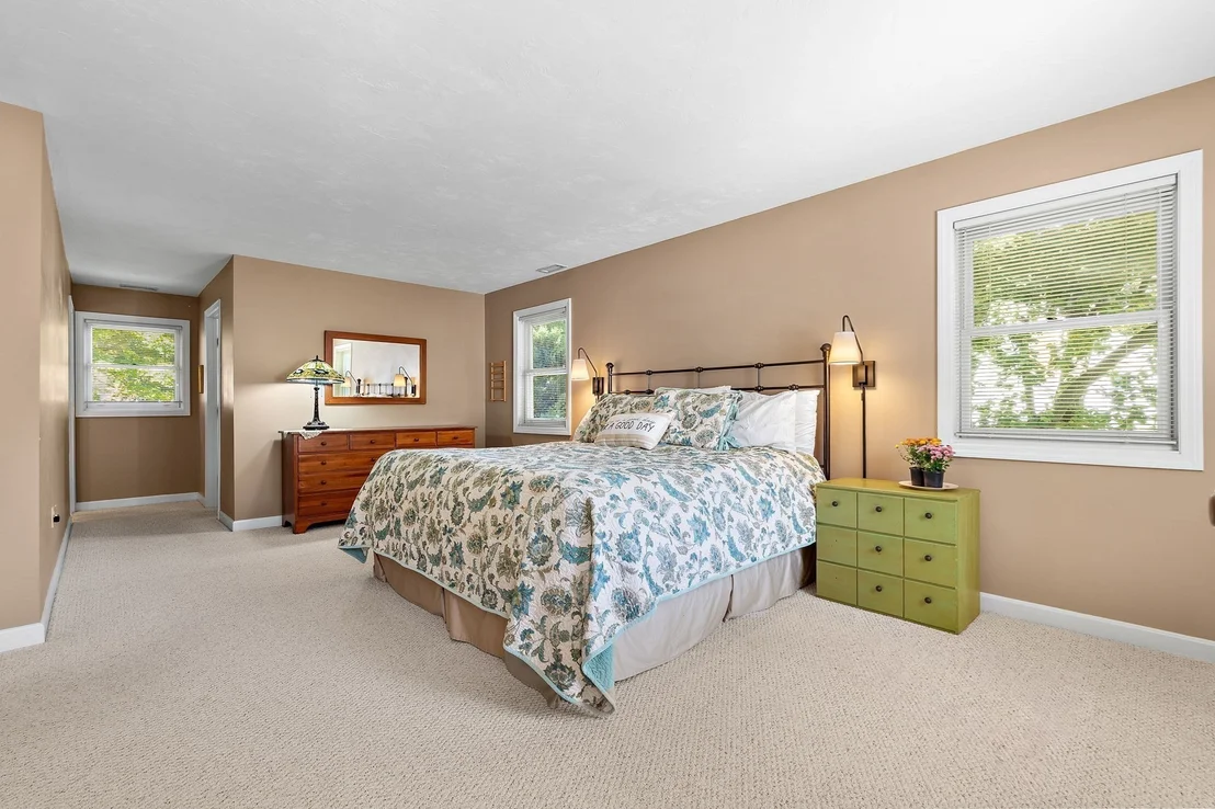 Photo of 10 Trevor Ln