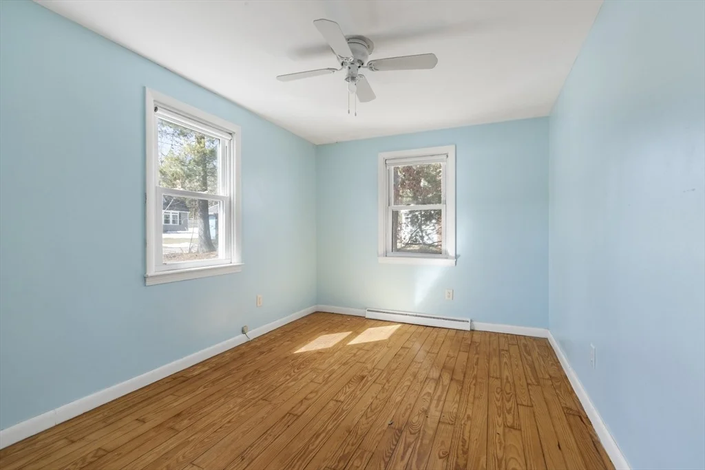 Photo of 21 River Rd