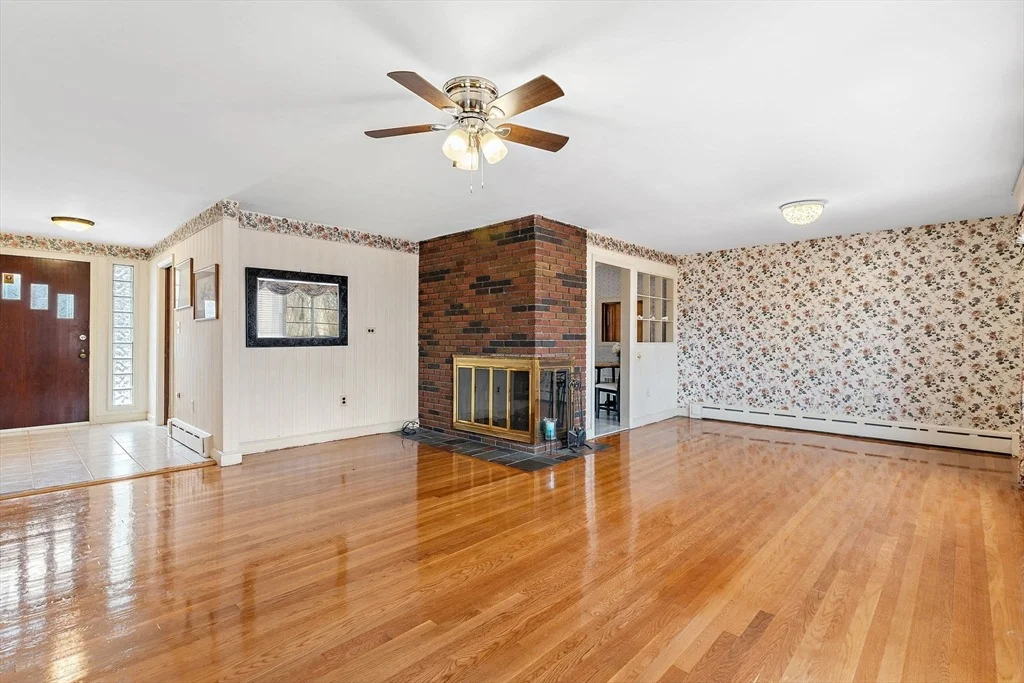 Photo of 21 Trinity Ave