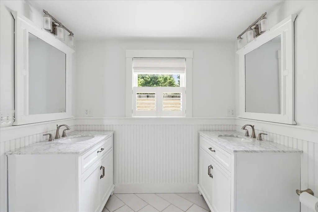 Photo of 19 Planters Field Ln