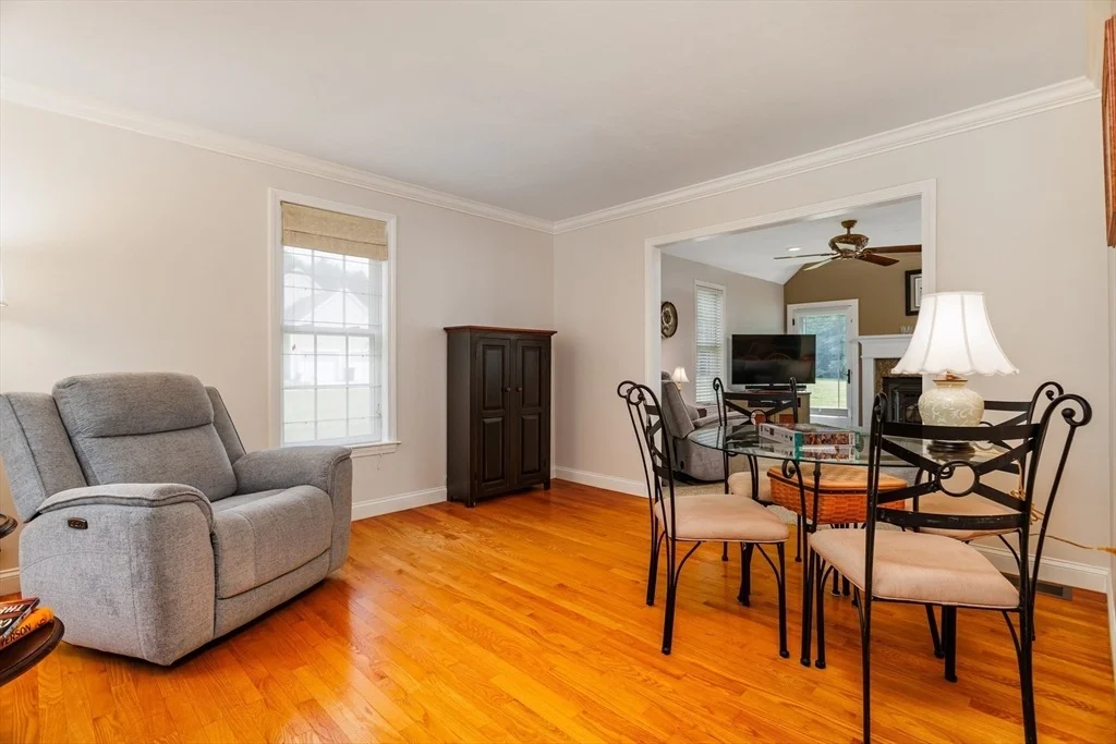 Photo of 562 Mendon Rd