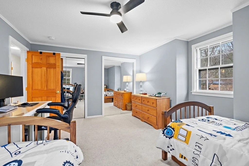 Photo of 108 Harvard Rd
