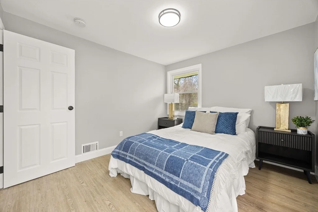 Photo of 122 Sinclair Rd
