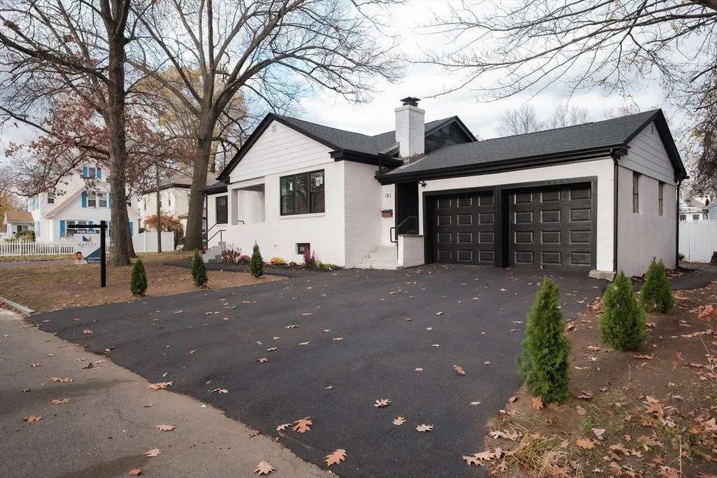 Photo of 181 Freeman Ter