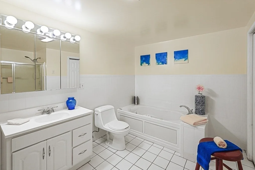 Photo of 9 Cardinal Cir