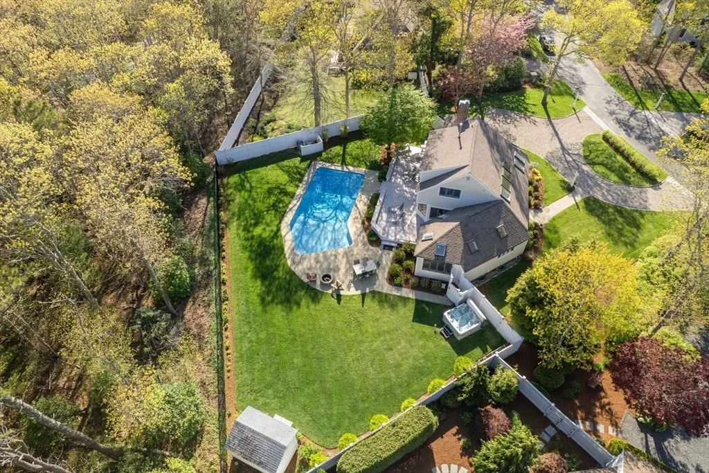 Photo of 26 Driftwood Cir