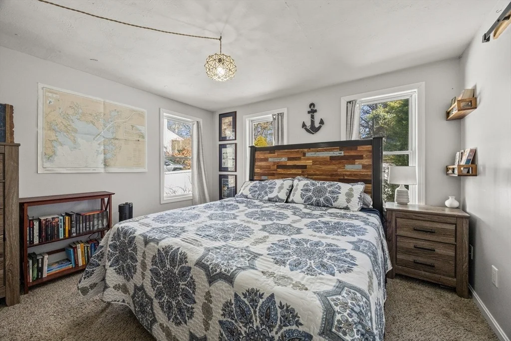Photo of 7 Santuit Pond Rd