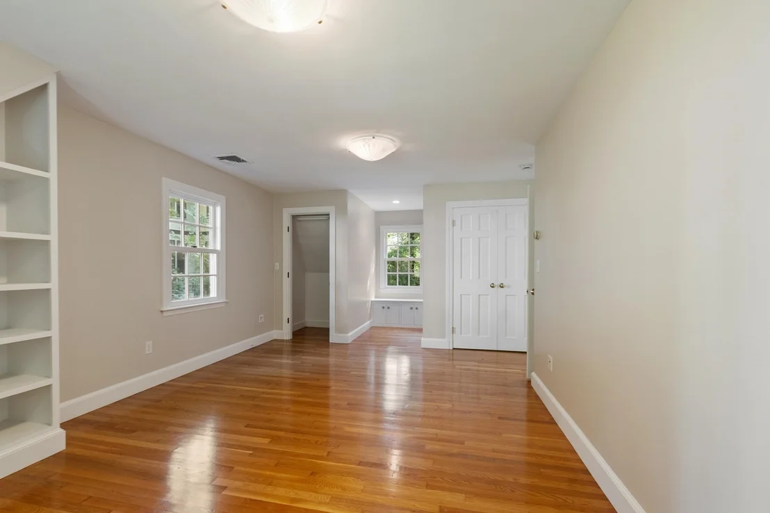 Photo of 5 Tavern Ln