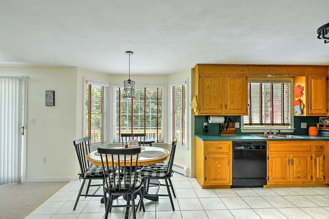 Photo of 30 Pine Warbler Way