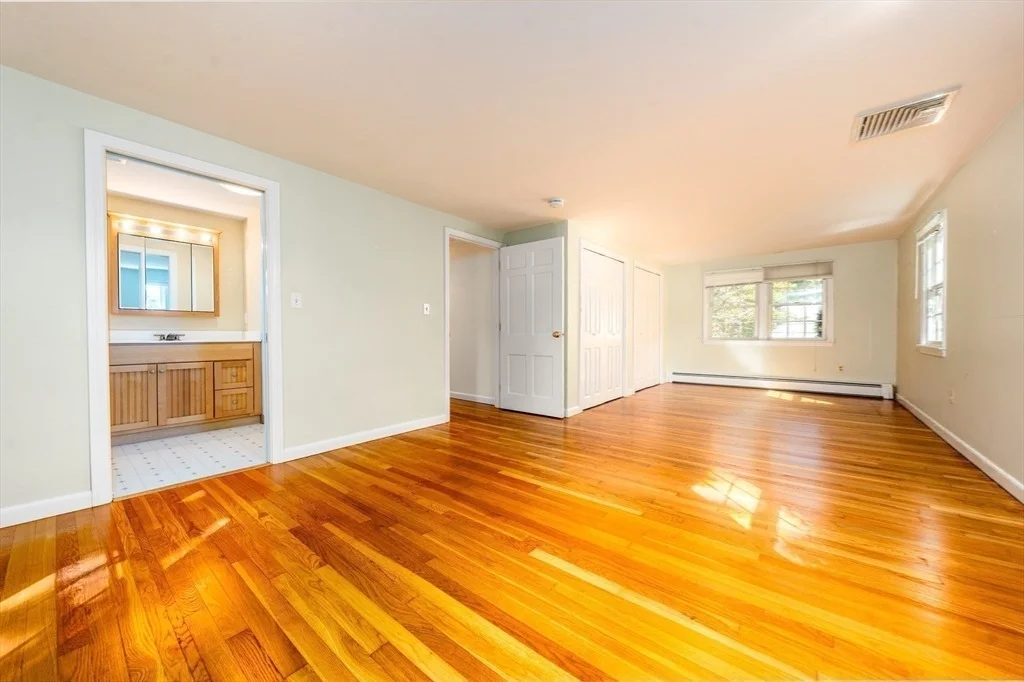 Photo of 21 Wilton Dr