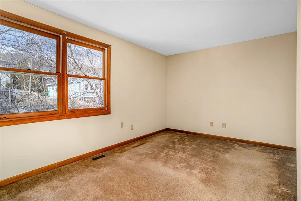 Photo of 6 Catalpa Circle