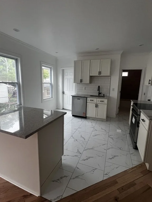 Photo of 19 Reeves St