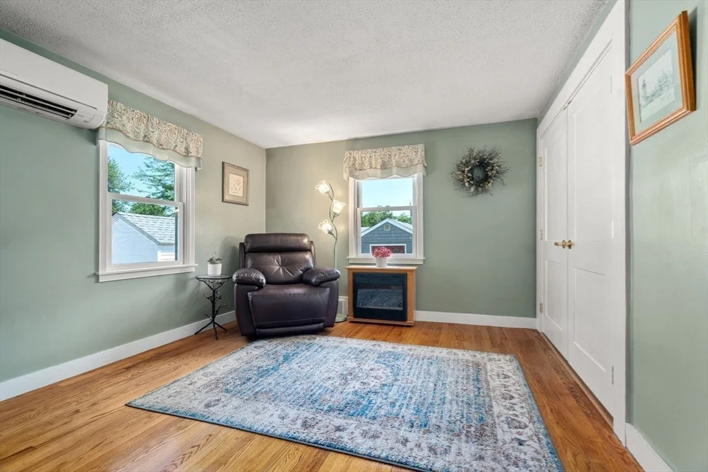 Photo of 86 Redfield Rd