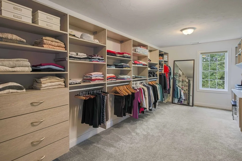 Photo of 102 Kennedy Cir