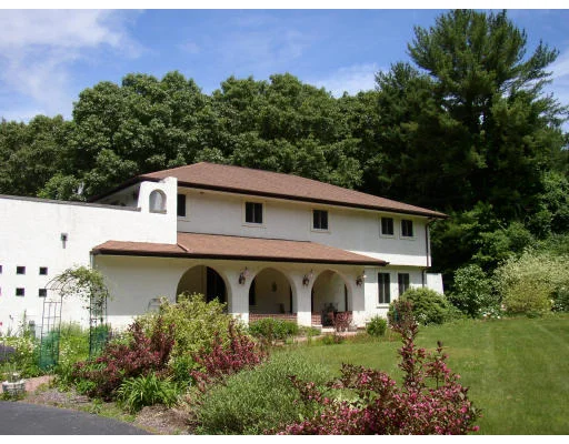 Photo of 10 Common St