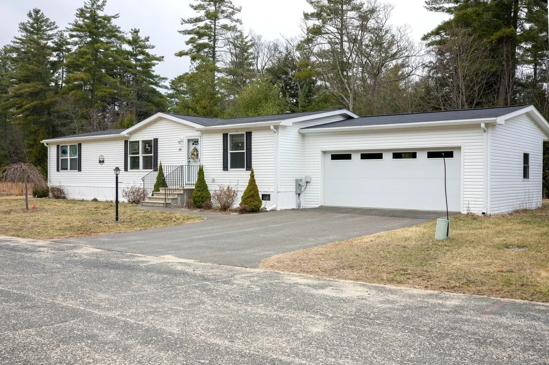 Photo of 174 Robert Drive