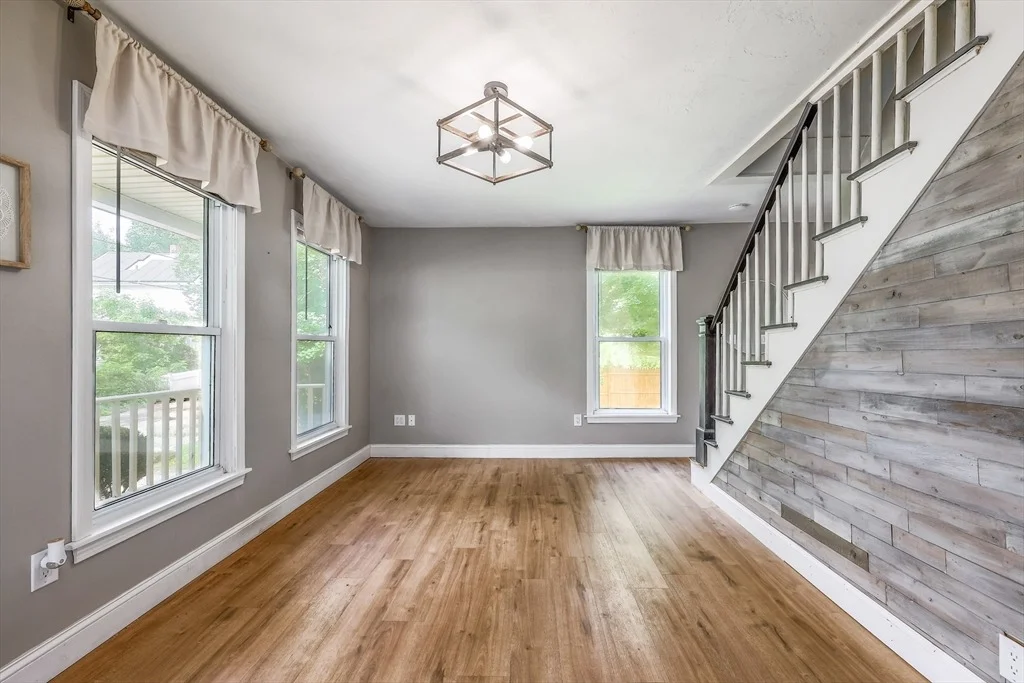 Photo of 29 May St