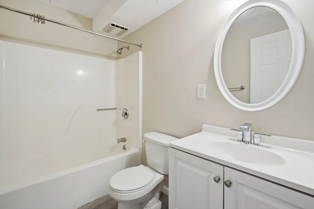 Photo of Unit B at 34 Maple Crest Cir