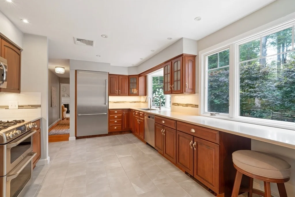 Photo of 2 Knollwood Drive