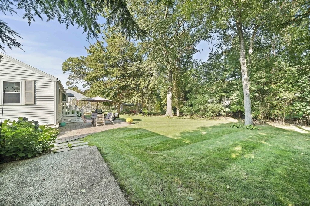 Photo of 12 Dix Rd
