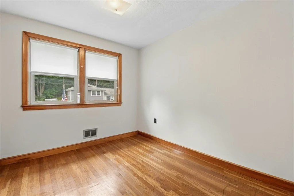 Photo of 129 Chickering Road