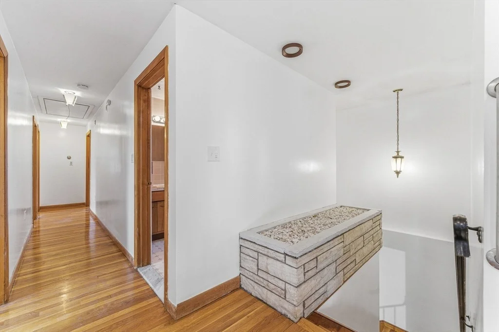 Photo of 7 Carol St