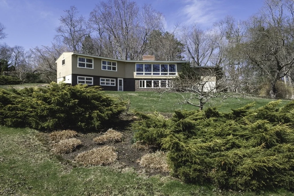Photo of 235 Argilla Rd