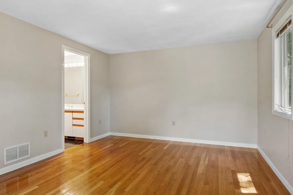 Photo of Unit 6 at 24 Deer Path