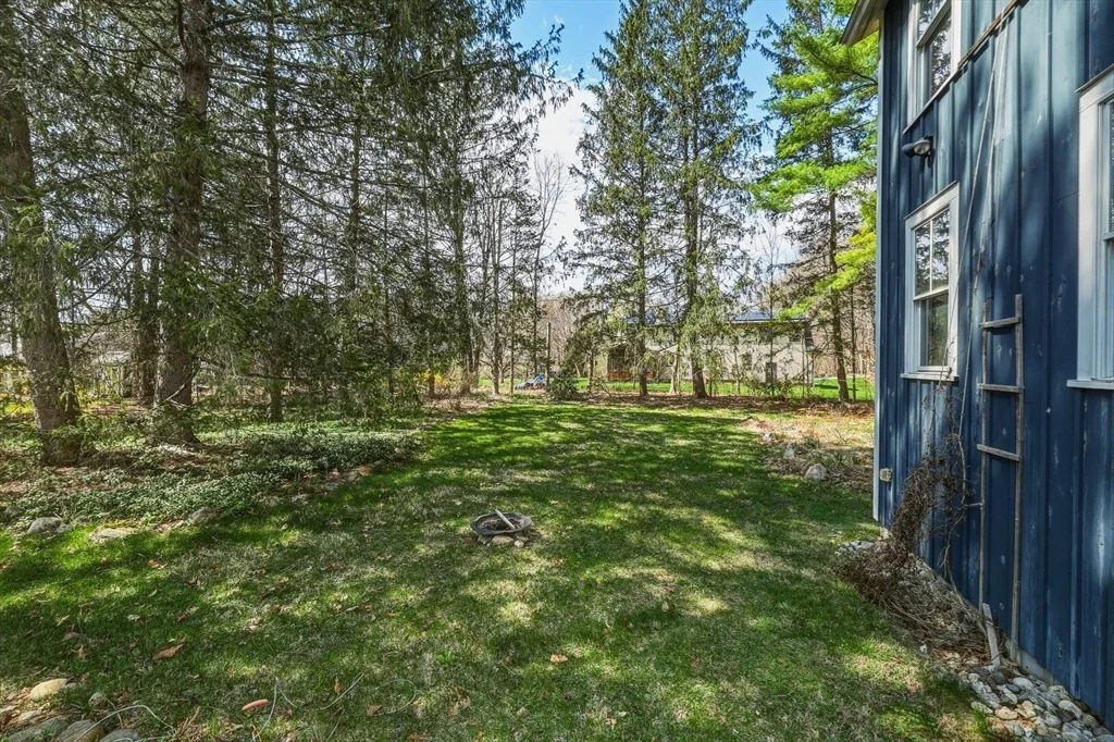 Photo of 180 Summer St