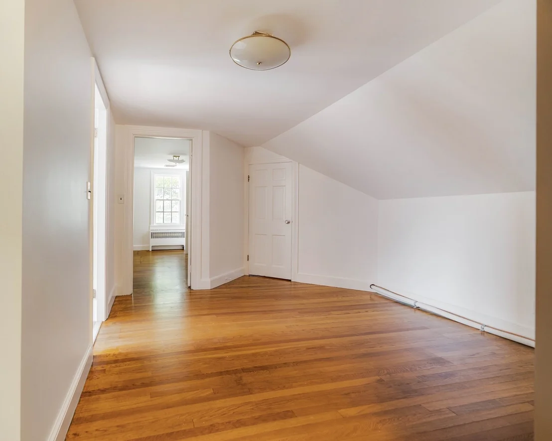 Photo of 77 Jordan Rd