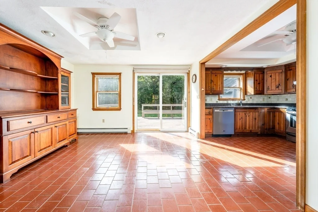 Photo of 115 Sparrowhawk Ln