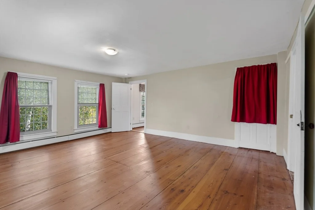 Photo of 340 Sturbridge Rd