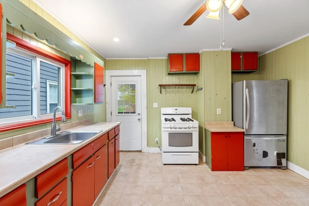 Photo of 105 Centennial Ave