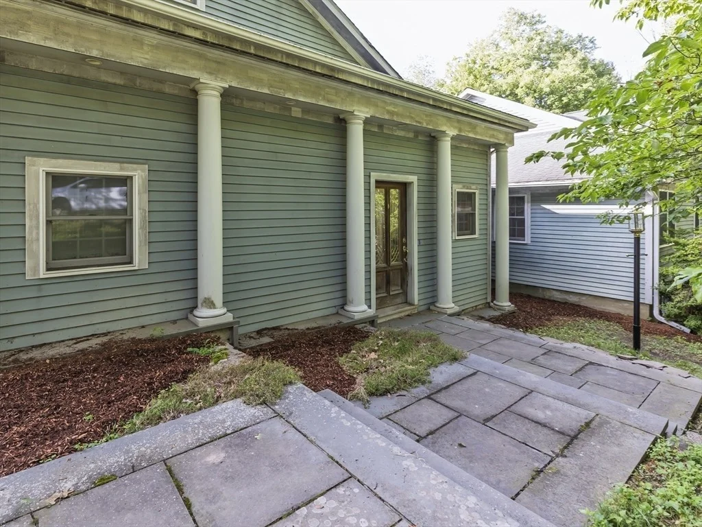 Photo of 426 Conant Rd.