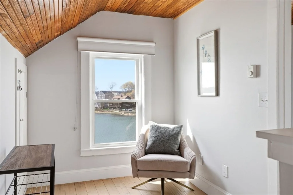 Photo of 49 Bay Street