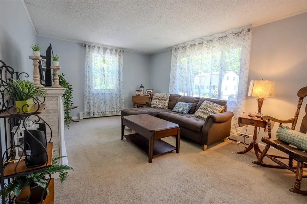 Photo of 18 Plainfield Rd