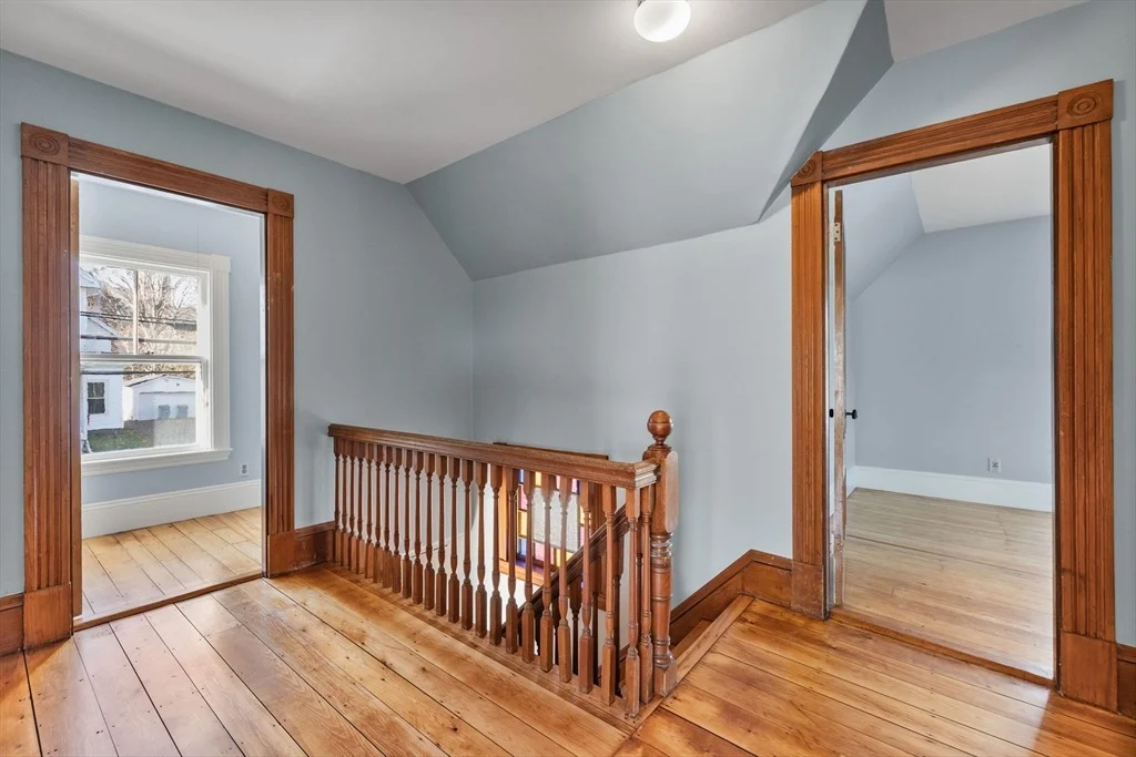 Photo of 16 Pleasant St