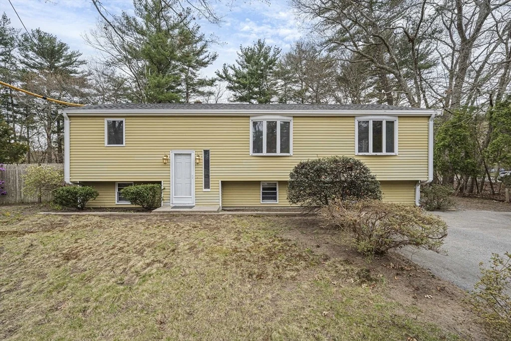 Photo of 405 Plain Street