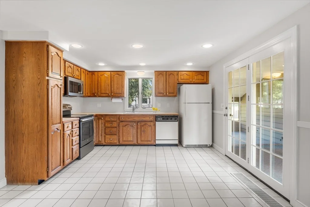 Photo of 20 Oakhurst Rd.
