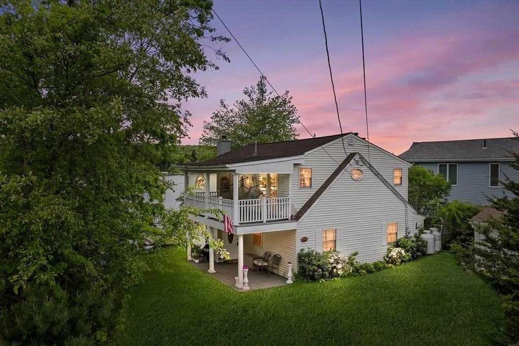 Photo of 11 Bayside Dr