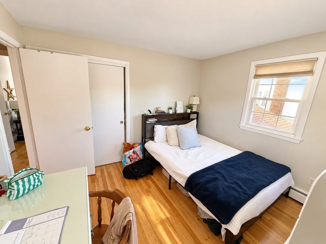 Photo of 15 Puritan Rd