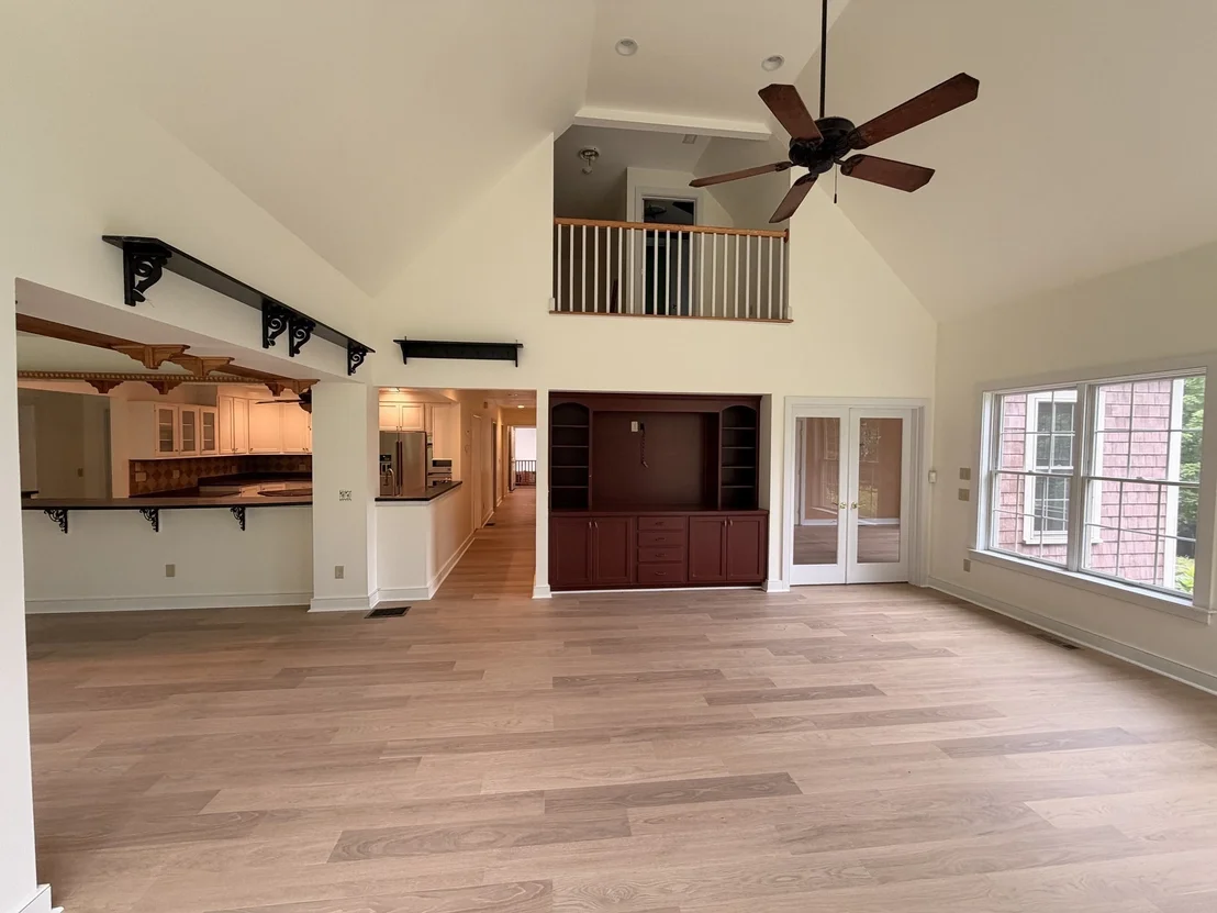 Photo of 366 West Rd